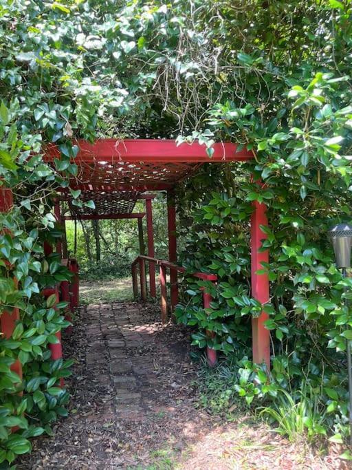 The Farm House At Mahan Saint Peter 外观 照片
